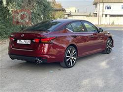 نیسان ئەلتیما